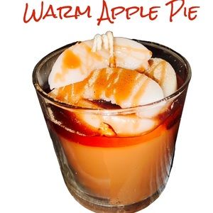 Warm Apple Pie Candle